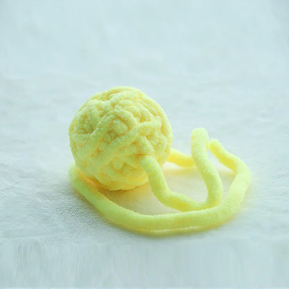 JinglePaws Yarn Ball