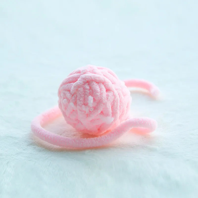 JinglePaws Yarn Ball